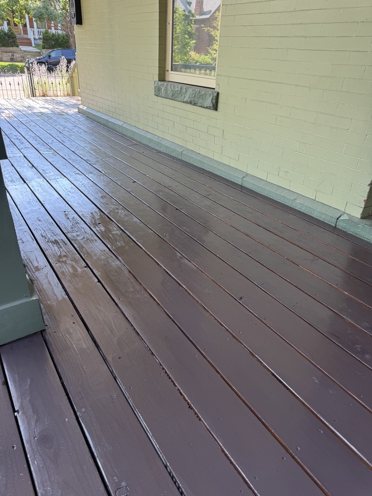 Redwood Deck Floor installed by Valenzuela Fence Company. Also Redwood Deck Sikkens ProLuxe oil semi-solid color Stained, which showcases a durable and elegant Redwood Deck in all residential properties all around Denver county, Arapahoe county, Douglas county and Surrounding areas.